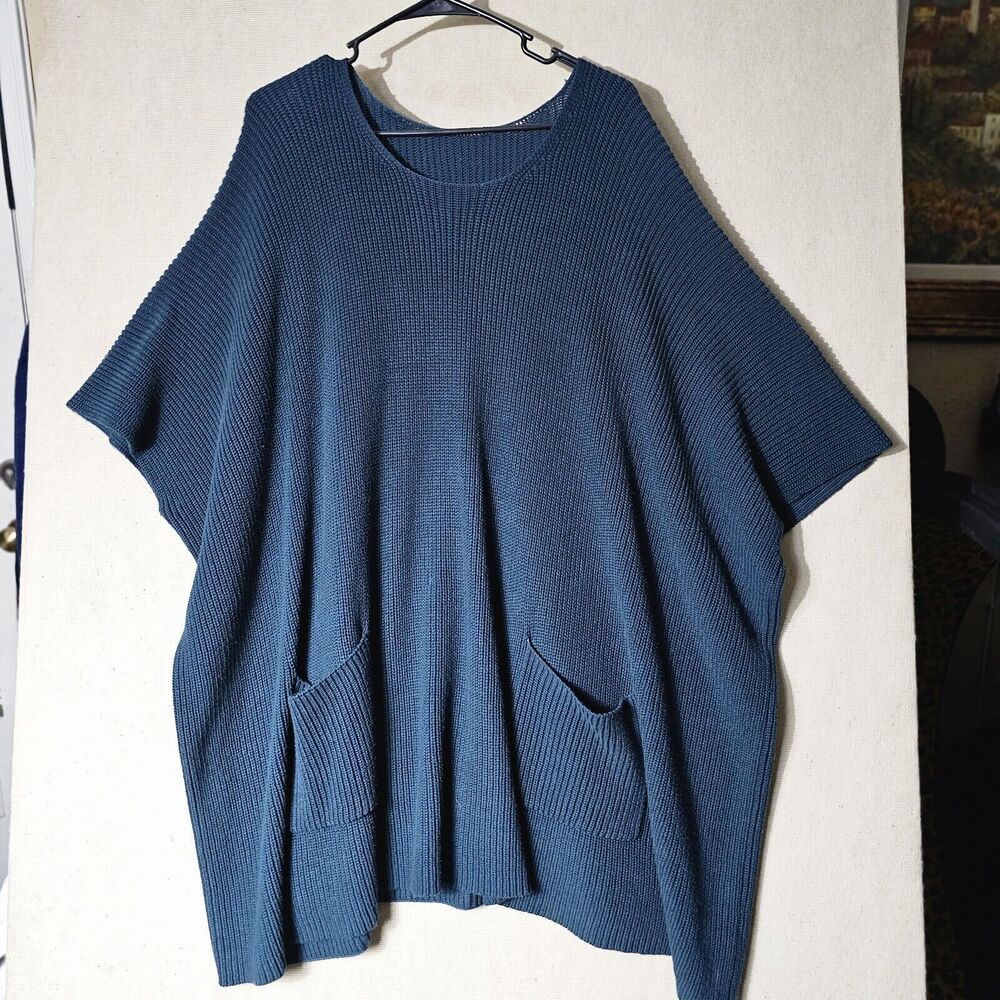 Cabi Flex Poncho Sweater Teal Size M/L Knit Pockets Batwings Oversized Stretchy